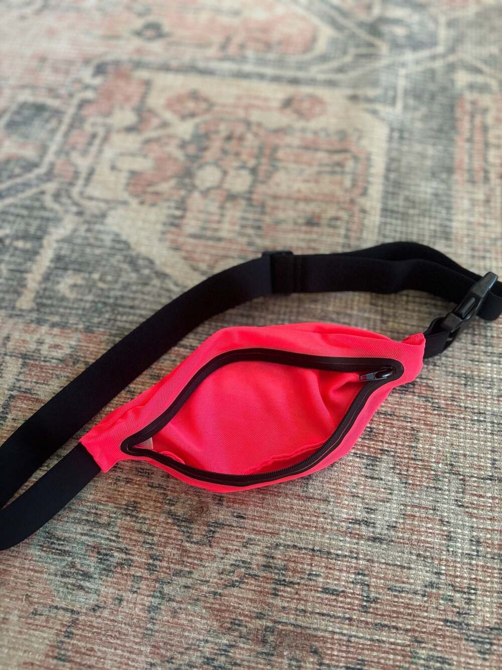 Victoria's Secret PINK Neon Pink Slim Running Fanny Pack Belt Bag
